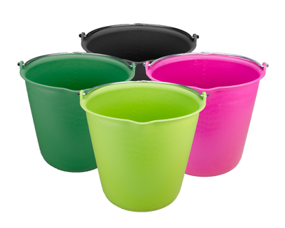 Bucket 15 l with pouring spout black